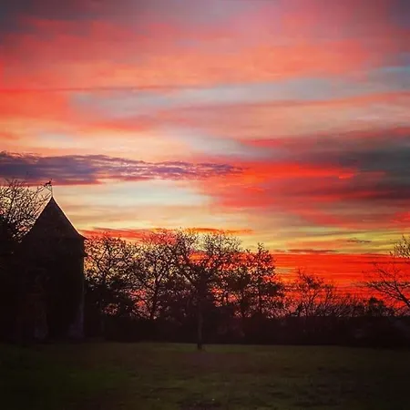 Cosy In Rural Paradise 度假居 Saint-Aubin-de-Branne